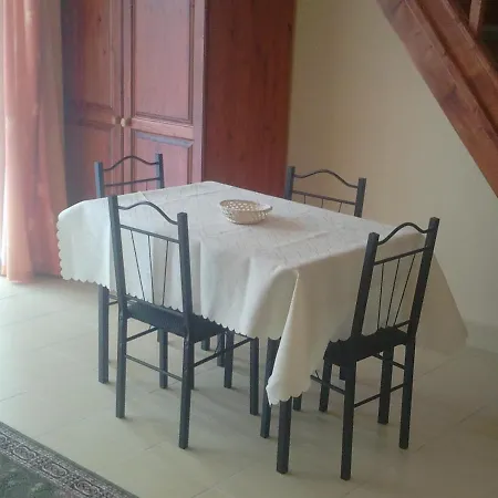 Duplex Apartman 발라톤알마디